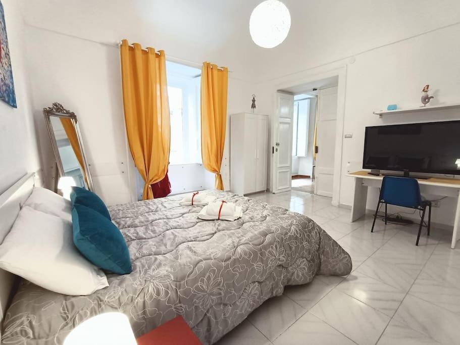 Fashion Cathedral Apartment, Centro Storico Napoli Kültér fotó