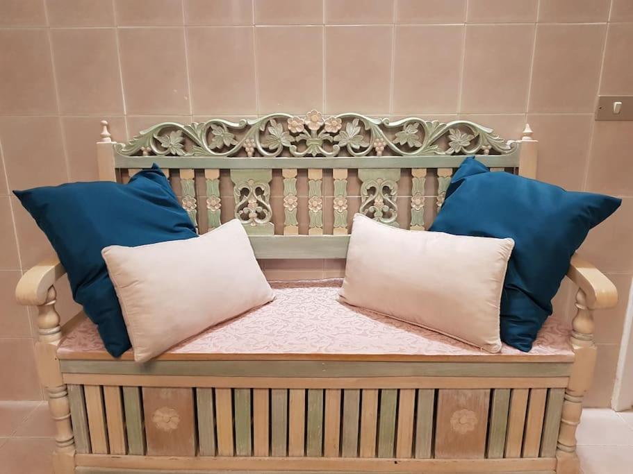 Fashion Cathedral Apartment, Centro Storico Napoli Kültér fotó